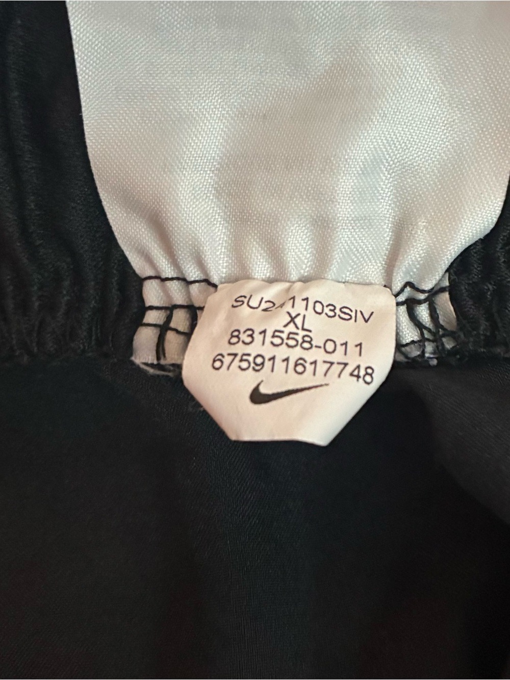 Nike Dry Tempo Running Shorts XL Black White Trim 831558-011 Track Gym Size XL - Picture 2 of 8